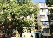 Satılır 3 otaqlı 75 m2 köhnə tikili Bakıxanov