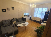 Satılır 3 otaqlı 75 m2 köhnə tikili 4 mkr