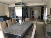 Satılır 3 otaqlı 147 m2 yeni tikili 8 mkr