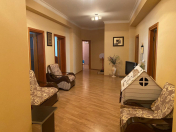 Satılır 4 otaqlı 172 m2 yeni tikili 8 mkr