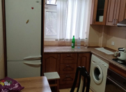 İcarəyə verilir 2 otaqlı 65 m2 köhnə tikili Nəsimi m.