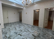 Satılır 4 otaqlı 160 m2 yeni tikili 28 May m.