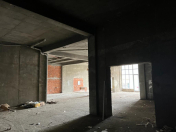 Satılır 1 otaqlı 270 m2 obyekt Yeni Yasamal