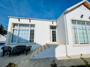 Satılır 4 otaqlı 150 m2 bağ evi Mərdəkan