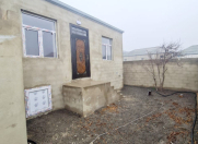 Satılır 3 otaqlı 70 m2 həyət evi Binə