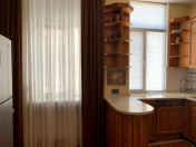 Satılır 3 otaqlı 80 m2 köhnə tikili İçəri Şəhər m.