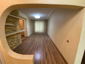 Satılır 2 otaqlı 80 m2 köhnə tikili Bakıxanov