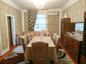 Satılır 5 otaqlı 110 m2 köhnə tikili Bərdə