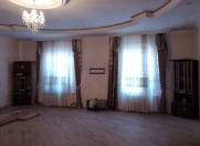 Satılır 6 otaqlı 285 m2 həyət evi Nübar