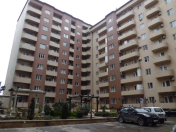 Satılır 4 otaqlı 182 m2 yeni tikili Elmlər Akademiyası m.