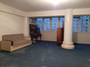 Satılır 4 otaqlı 105 m2 köhnə tikili Elmlər Akademiyası m.