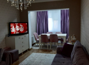 Satılır 3 otaqlı 90 m2 köhnə tikili Elmlər Akademiyası m.