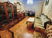 Satılır 4 otaqlı 110 m2 köhnə tikili Həzi Aslanov m.