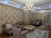 Satılır 4 otaqlı 182 m2 yeni tikili 28 Mall