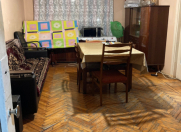 Satılır 5 otaqlı 100 m2 köhnə tikili Bakıxanov