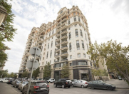 Satılır 8 otaqlı 880 m2 yeni tikili Rusiya səfirliyi