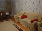 İcarəyə verilir 4 otaqlı 100 m2 köhnə tikili Bakıxanov