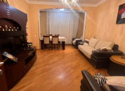 Satılır 3 otaqlı 80 m2 köhnə tikili Qara Qarayev m.