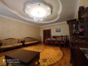 Satılır 3 otaqlı 142 m2 yeni tikili Nizami m.