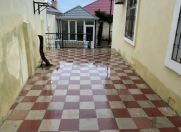 Satılır 5 otaqlı 120 m2 həyət evi Qaraçuxur
