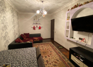 Satılır 3 otaqlı 80 m2 köhnə tikili 8 km