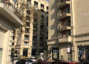 Satılır 4 otaqlı 128 m2 köhnə tikili Dənizkənarı Milli park