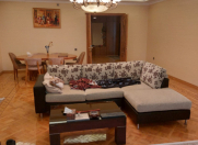 Satılır 3 otaqlı 160 m2 yeni tikili Nizami m.