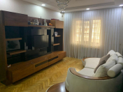 Satılır 4 otaqlı 100 m2 köhnə tikili Yeni Yasamal