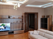 Satılır 4 otaqlı 205 m2 yeni tikili Azadlıq prospekti m.