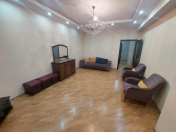 İcarəyə verilir 3 otaqlı 100 m2 yeni tikili Gənclik m.