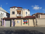 Satılır 10 otaqlı 500 m2 obyekt Xalqlar Dostluğu m.