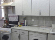 Satılır 4 otaqlı 120 m2 köhnə tikili Rəssamlıq Akademiyası