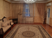 Satılır 4 otaqlı 130 m2 yeni tikili Həzi Aslanov m.