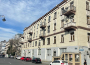 Satılır 3 otaqlı 94 m2 köhnə tikili Tibb Universiteti