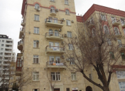 İcarəyə verilir 2 otaqlı 55 m2 köhnə tikili Sahil m.