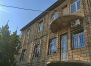 Satılır 10 otaqlı 300 m2 həyət evi AMAY