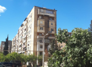 Satılır 2 otaqlı 53 m2 köhnə tikili Həzi Aslanov