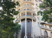 İcarəyə verilir 5 otaqlı 200 m2 ofis İçəri Şəhər m.