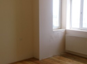 İcarəyə verilir 4 otaqlı 280 m2 ofis 8 km