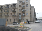 Satılır 3 otaqlı 70 m2 köhnə tikili Həzi Aslanov