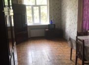 Satılır 2 otaqlı 60 m2 köhnə tikili 8 mkr