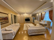 Satılır 3 otaqlı 165 m2 yeni tikili Elmlər Akademiyası m.