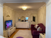 Satılır 2 otaqlı 45 m2 köhnə tikili Elmlər Akademiyası m.