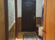 Satılır 4 otaqlı 90 m2 köhnə tikili Elit ticarət mərkəzi