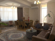 Satılır 3 otaqlı 100 m2 yeni tikili Montin