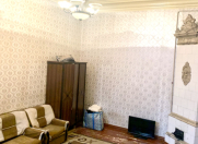 Satılır 2 otaqlı 75 m2 köhnə tikili İçəri Şəhər m.