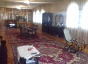 Satılır 10 otaqlı 600 m2 həyət evi AZTV telekanalı