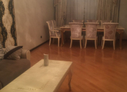 İcarəyə verilir 3 otaqlı 134 m2 yeni tikili Ukrayna dairəsi