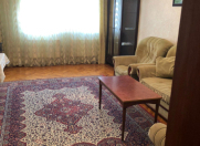 İcarəyə verilir 2 otaqlı 65 m2 köhnə tikili Qara Qarayev m.