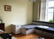 İcarəyə verilir 2 otaqlı 70 m2 köhnə tikili İçəri Şəhər m.